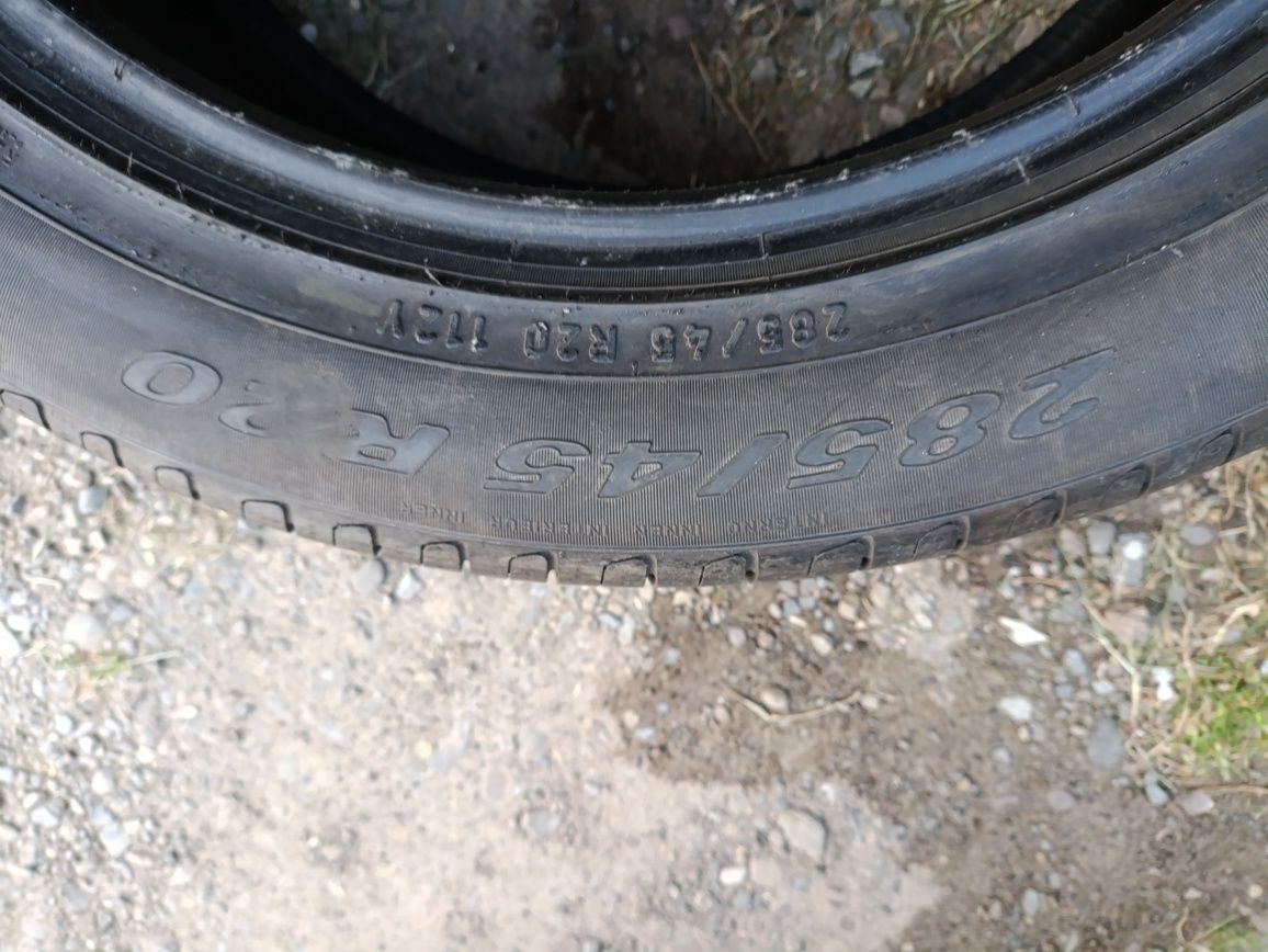 Продам резину R20 Pirelli