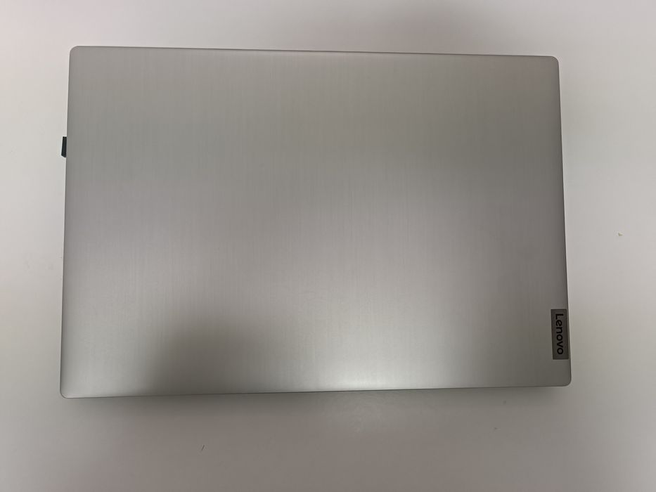 PC Lenovo idealpad 3 15ML05