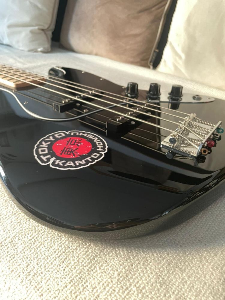 Squier Affinity Series Jazz Bass