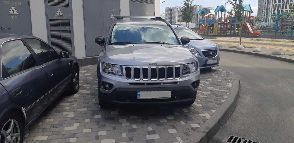 Комплект Аеродинамічніх поперечок  KV5 на рейлінги Jeep Compass