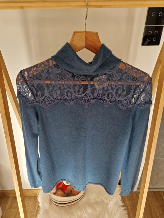 Swetr półgolf koronkowe wstawki  55% wełna Karen by Simonsen r L