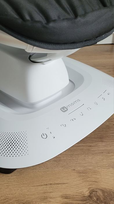 Bujaczek 4moms Mamaroo 5