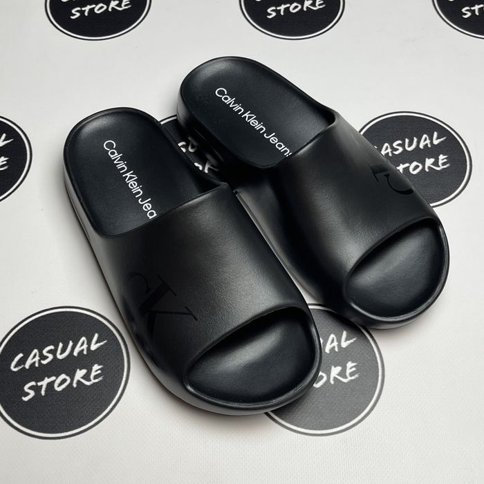 ОРИГІНАЛ Чоловічі Тапочки Calvin Klein 43 з США