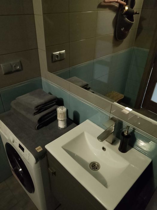 Студія подобово. Центр.