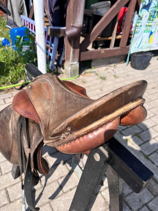 Siodło skokowee Stubben Parzival