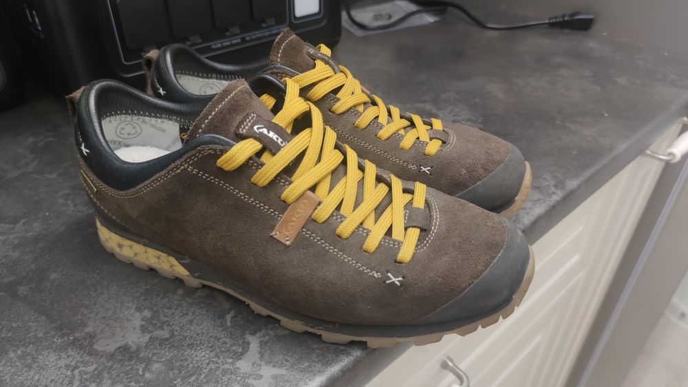 Buty turystyczne rozmiar 43 AKU Bellamont III Suede GTX