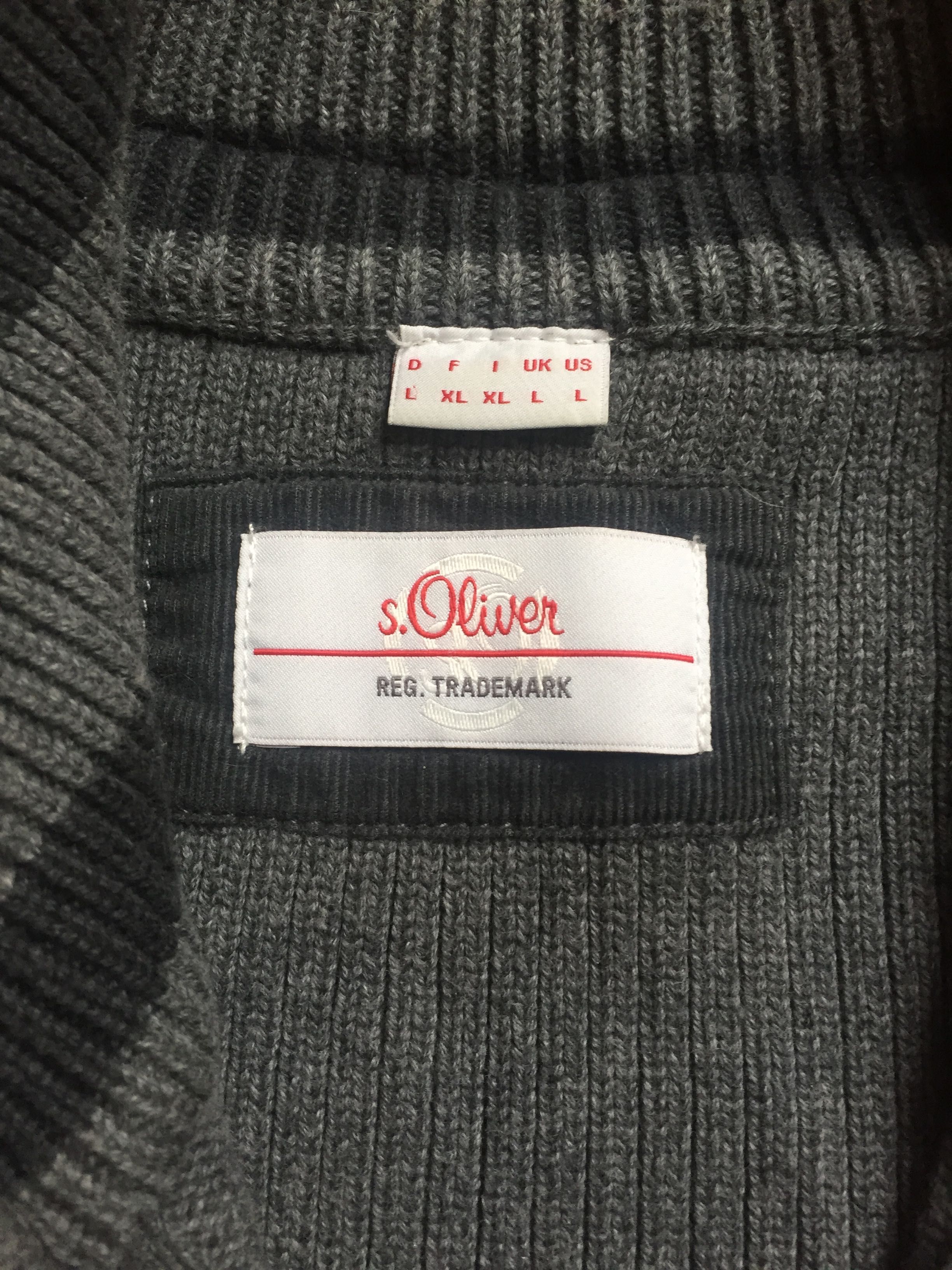 Męski sweter / bluza,  ze stójką,  firmy s.Oliver.