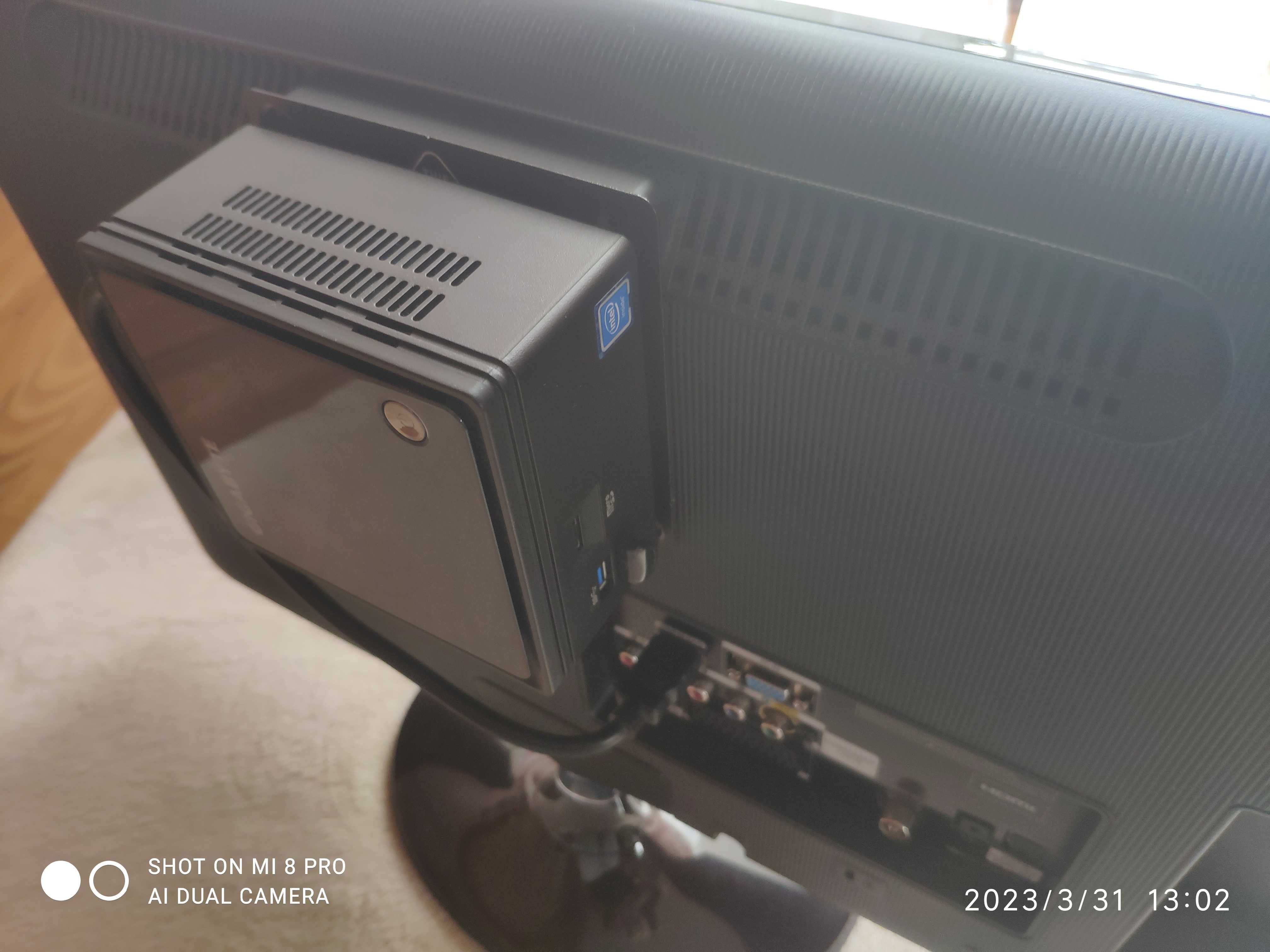 Komputer Gigabyte Brix 8GB RAM 480GB HDD W10 Home + Samsung 23' LED TV