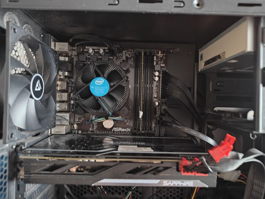 Komputer do gier Intel Core i7 4790K 8GB 250GB 1TB Gamingowy DVD
