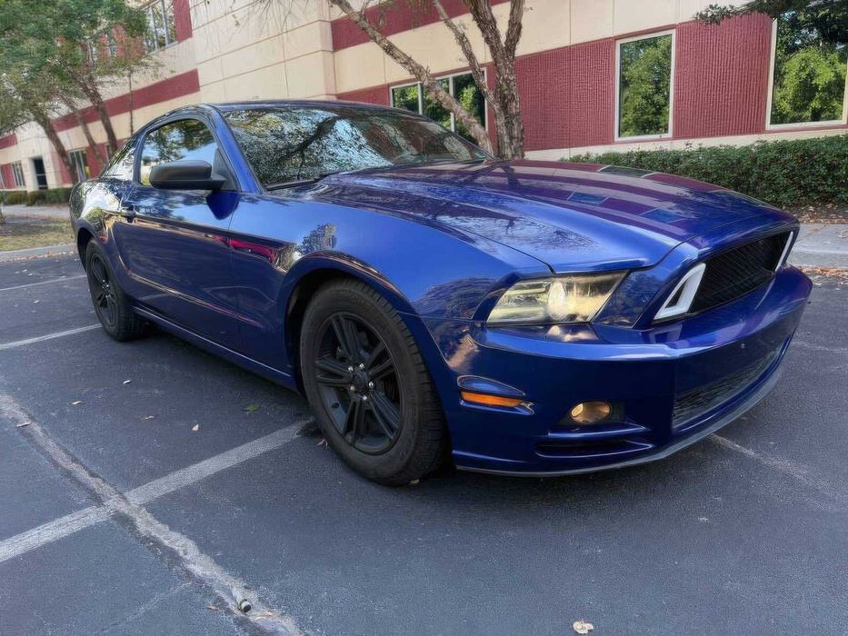 Ford Mustang      2014