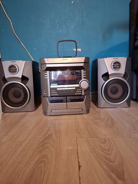 Sprzedam wieże sony