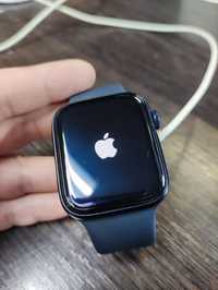 Продам Apple watch se 44mm