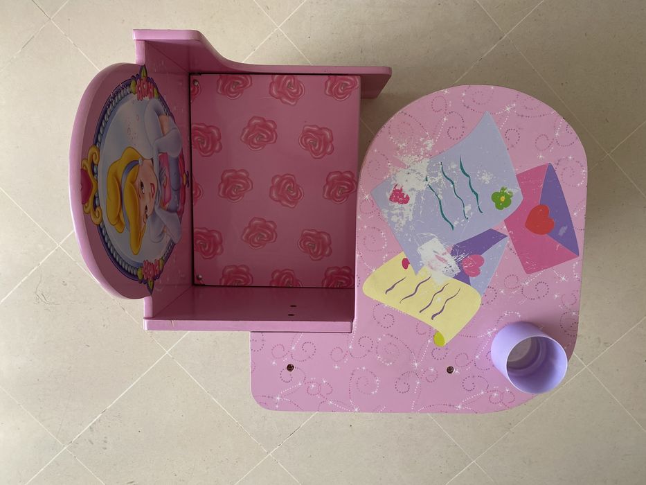 Escrivaninha Princesas (secretaria criança)