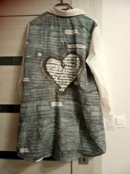 koszula biała z nadrukiem