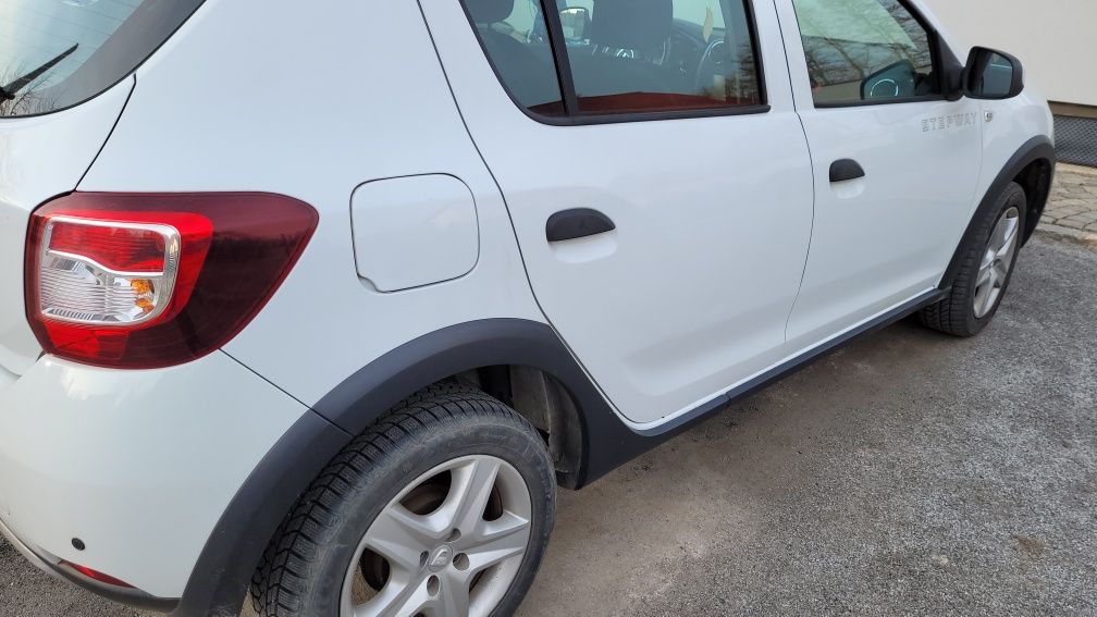 Dacia Sandero Stepway  2016r, poj.0,9