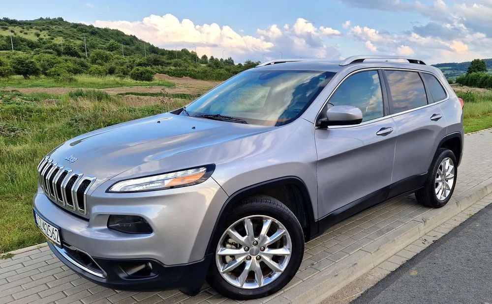 Jeep Cherokee 2.4 177KM LIMITED Skóra LED Navi Kamera