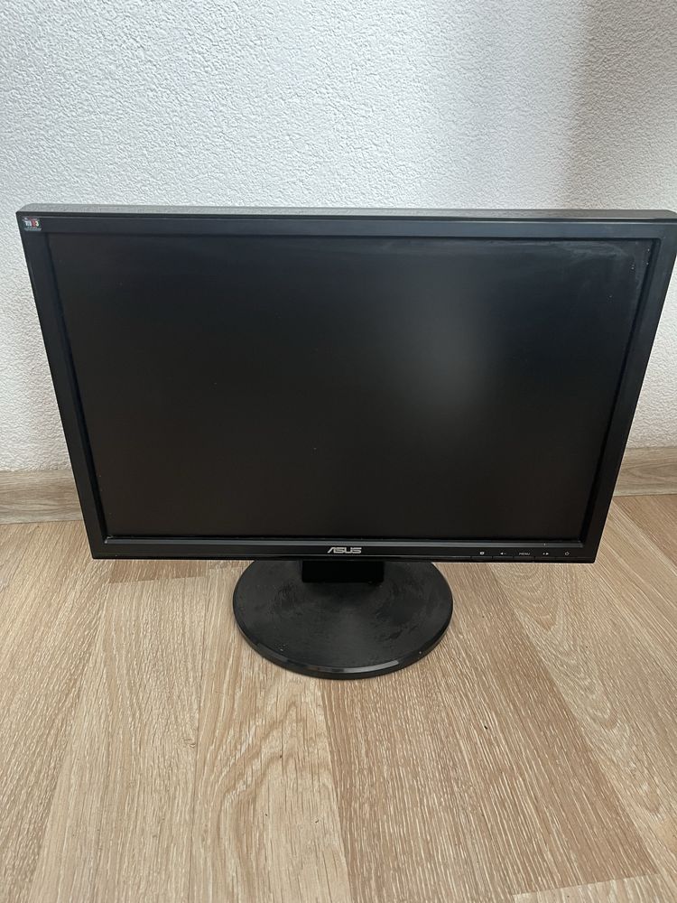 Monitor Asus 19 cali