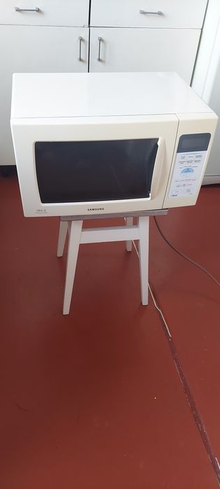 Микроволновая печ с грилем на запчасти