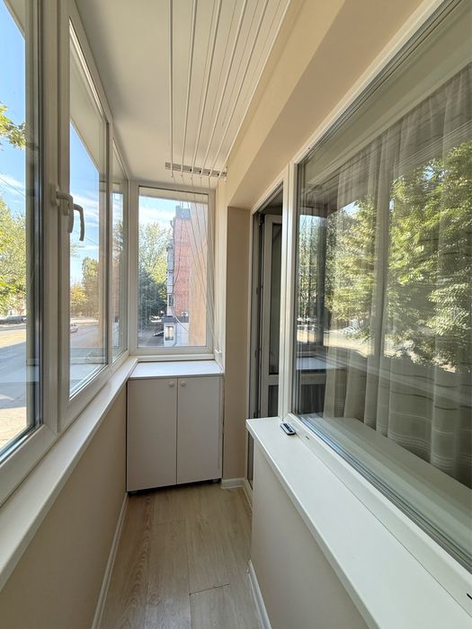 Реальна ! 2х кім квартира проспект Б.Хмельницького 30 / Поля / Центр