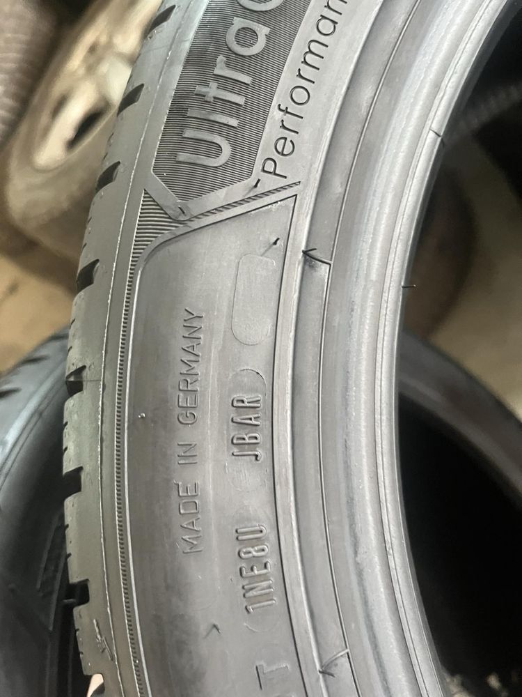 245/45/18 R18 Goodyear UltraGrip Perfomance + 4шт зима