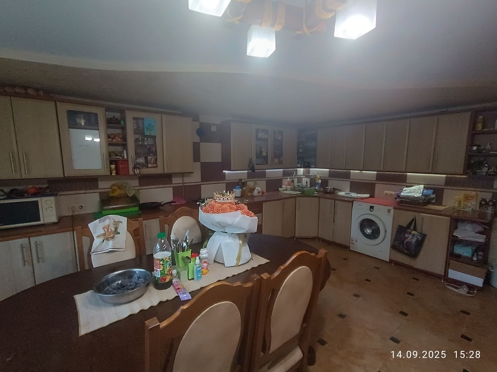 Продам ПЕРСПЕКТИВНИЙ будинок