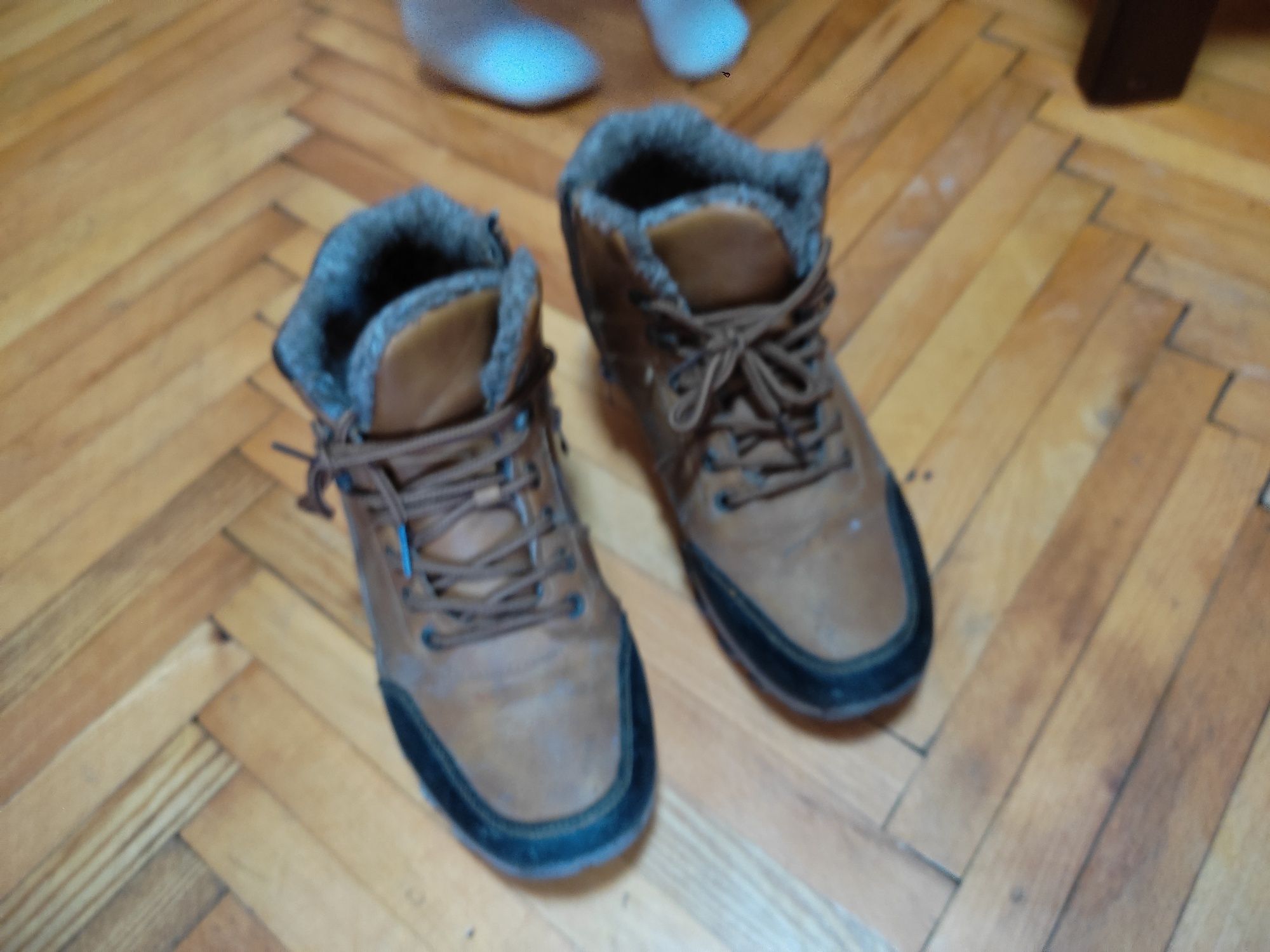 Зимові черевики 41 розміру