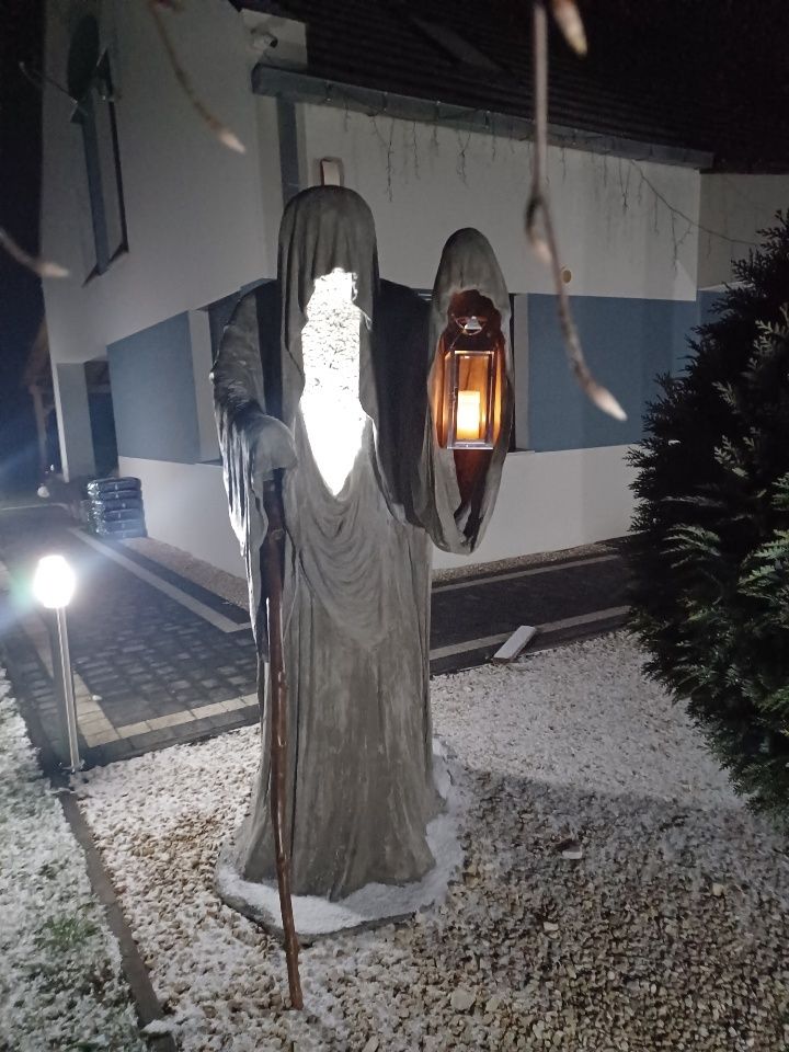 Figurka cementowa, ozdoba ogrodowa duch duszek zmora zjawa dementor