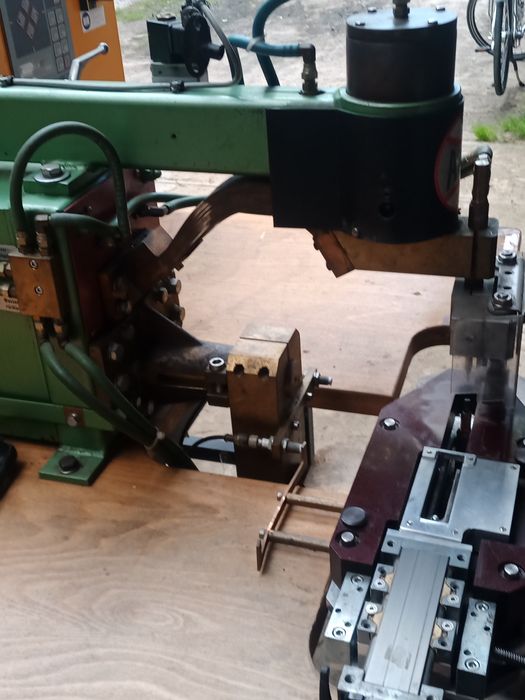 Zgrzewarka punktowa chłodzona cieczą