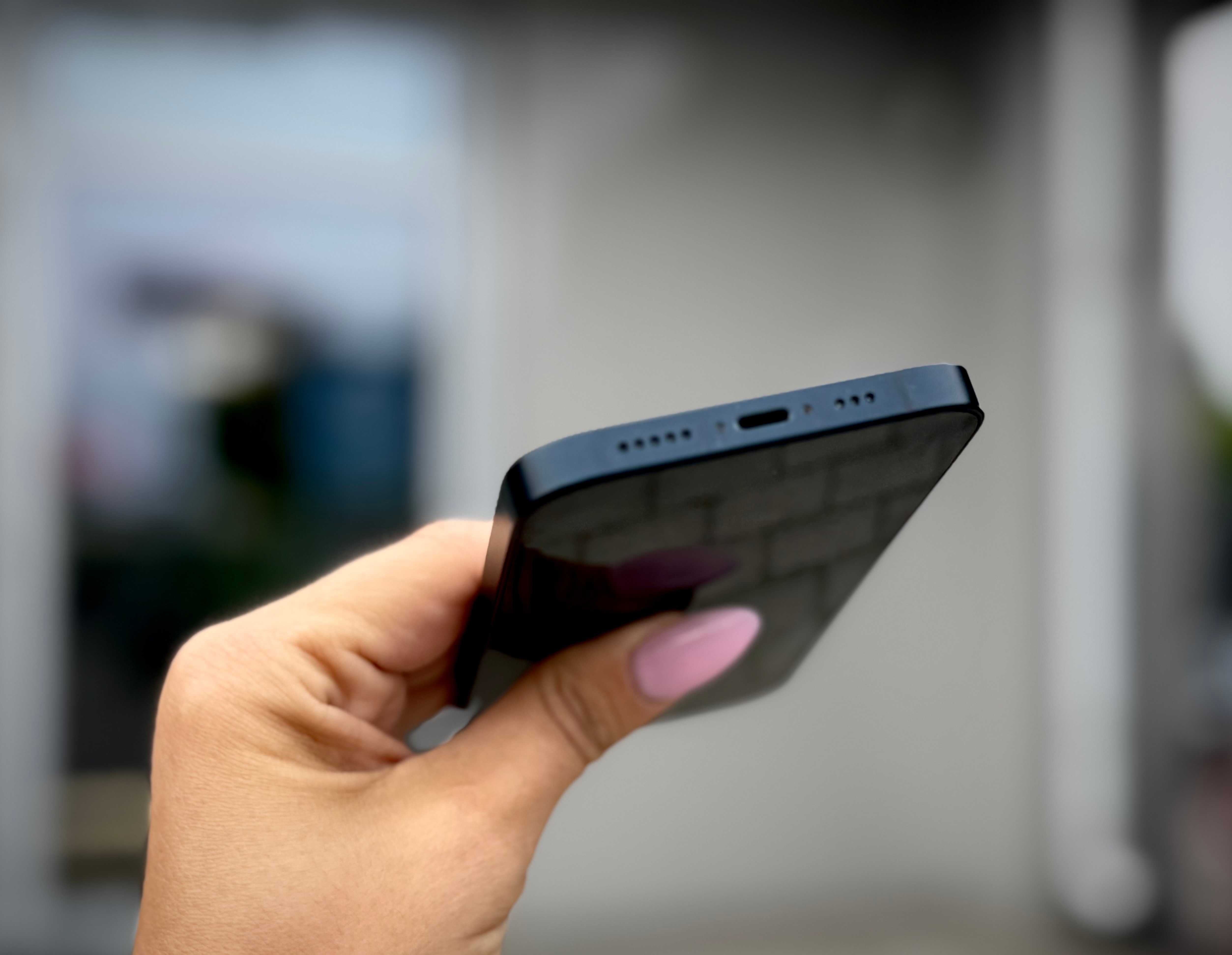 iPhone 13 128GB Midnight – jak nowy!