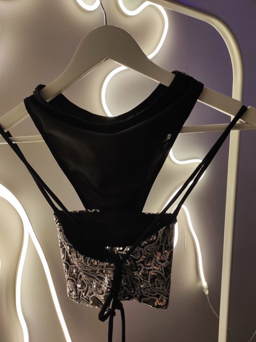 Комплект для танців