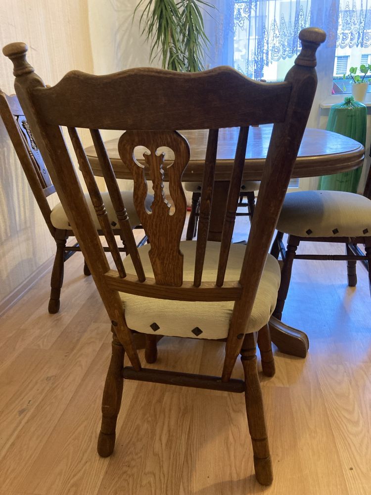 Stół + 4 krzesła drewno