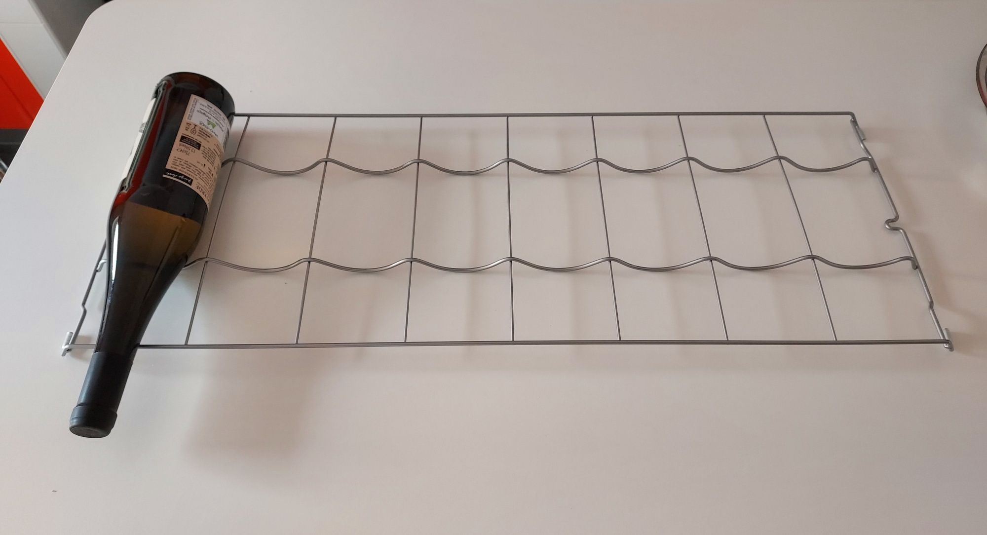 2 Prateleiras/Garrafeiras IKEA BESTA | 16 garrafas