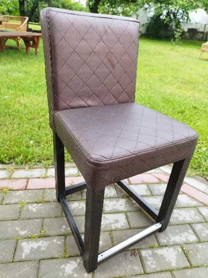 Krzesło barowe tapicerowane do PUB BAR RESTAURACJA