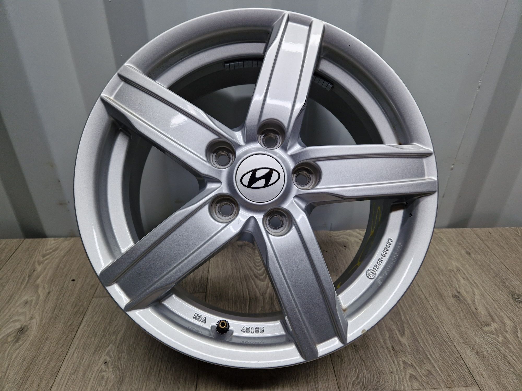 Felgi 16 Hyundai Kia 5×114,3 ET50 6,5J piasta 67mm