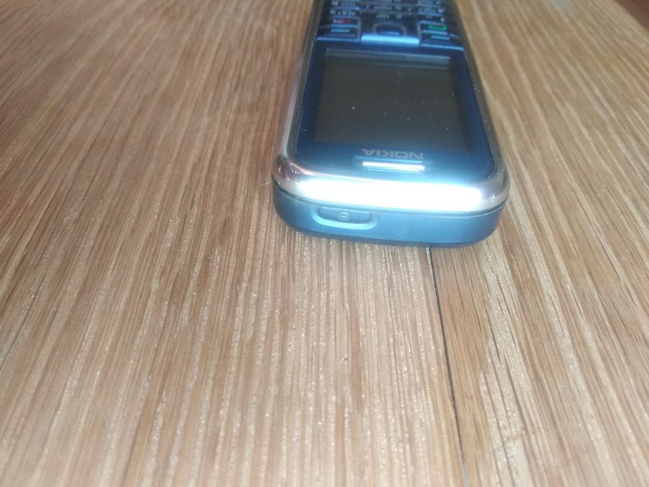 Nokia 6233 • робочий • зарядний • класичний телефон Nokia 6233