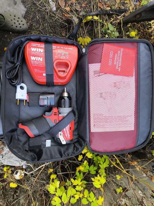 Milwaukee 2504 комплект