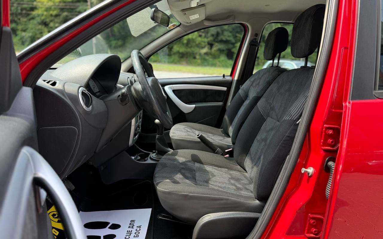 Dacia Sandero 2010