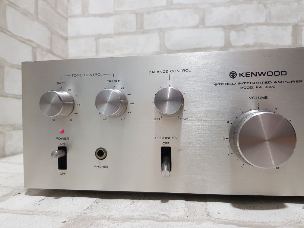 Стерео підсилювач KENWOOD KA-3300, 2*60 Вт., б/у з Німеччини