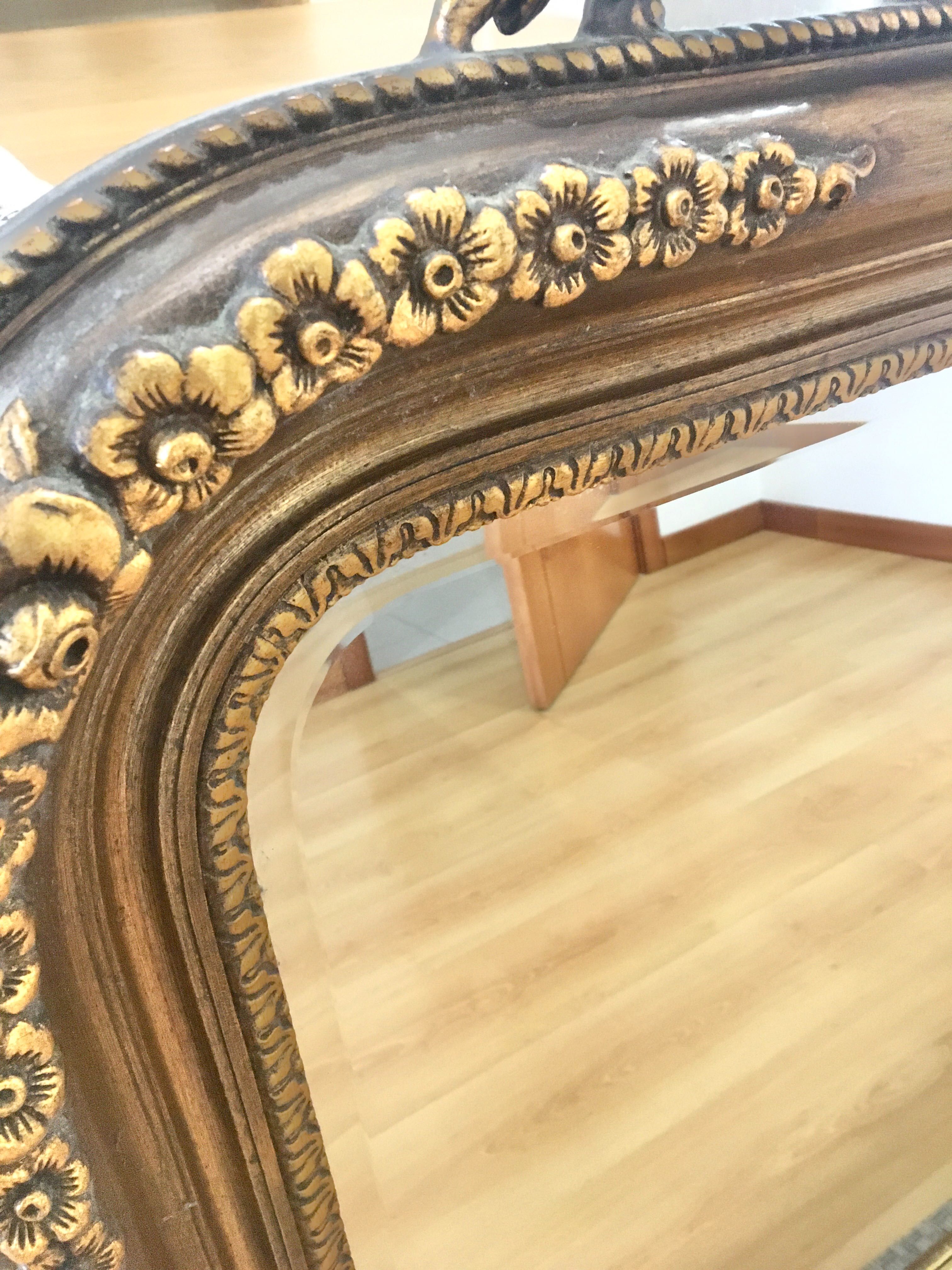 Espelho em talha dourada vintage