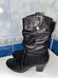 Чоботи жіночі шкіряні