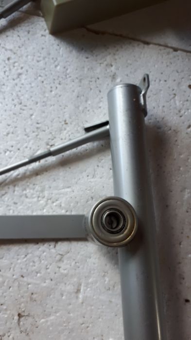 Доводчики на двері