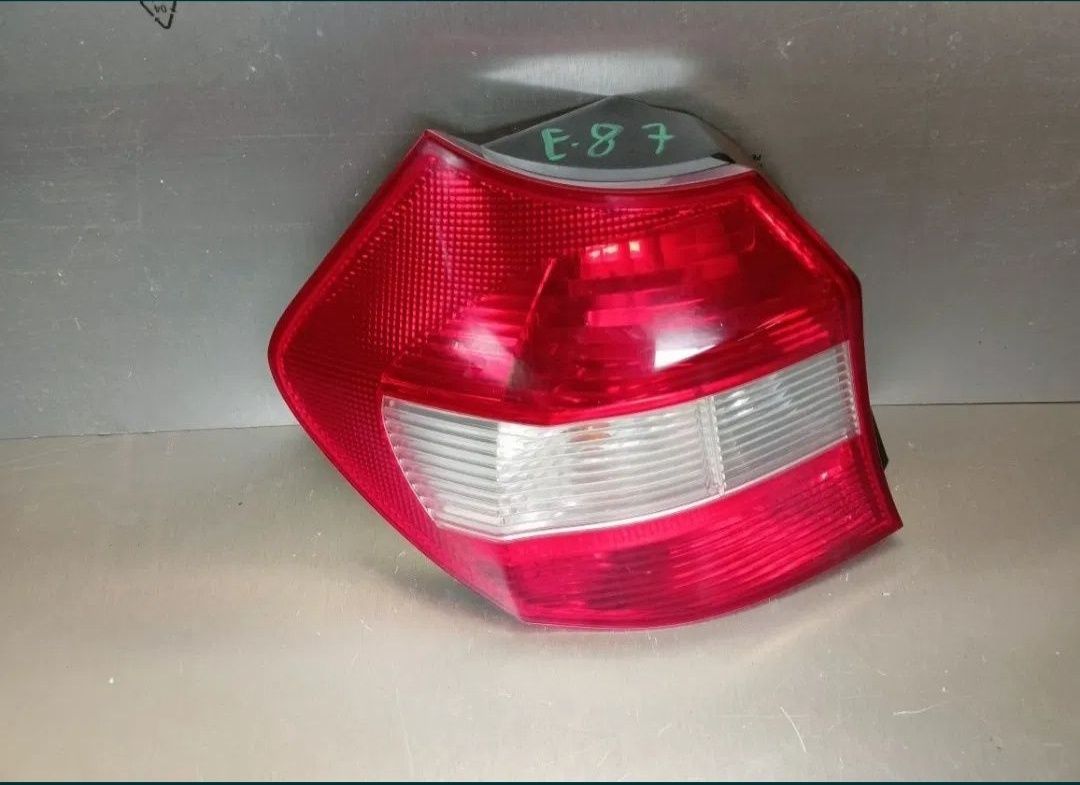 BMW 1 E87 04-07 przedlift lampa lewy tył lewa tylna EU igła idealna