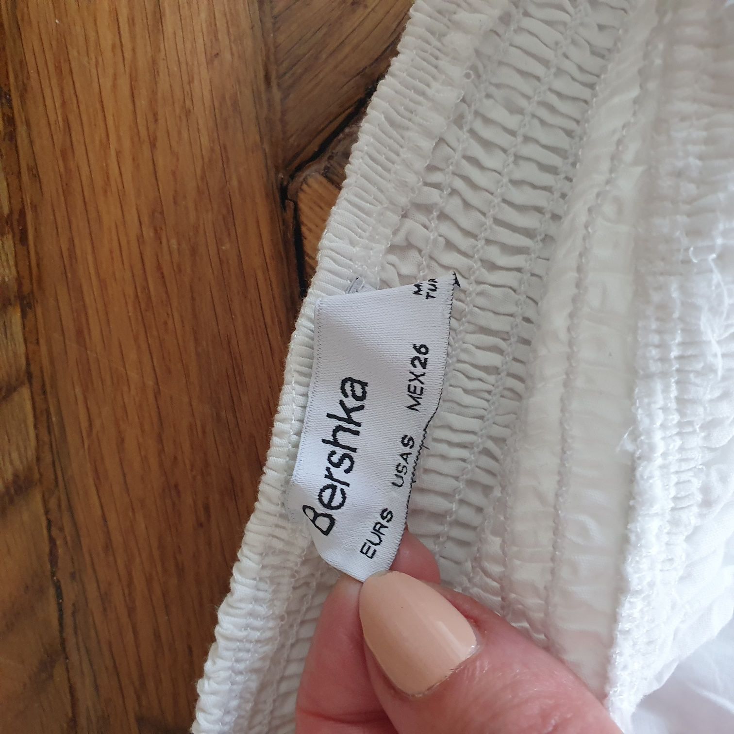 Nowa sukienka Bershka XS S