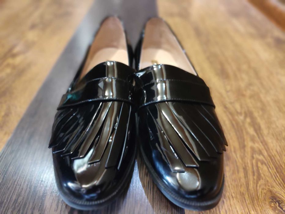 Лаковані туфлі весняні, лофери 38 розмір