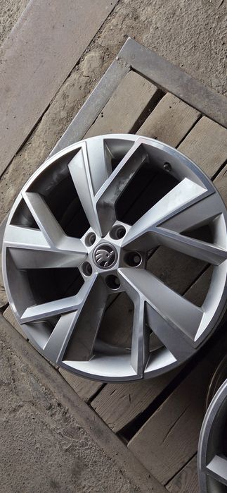 Диски Шкода Кодиак Спорт 5 112 R19