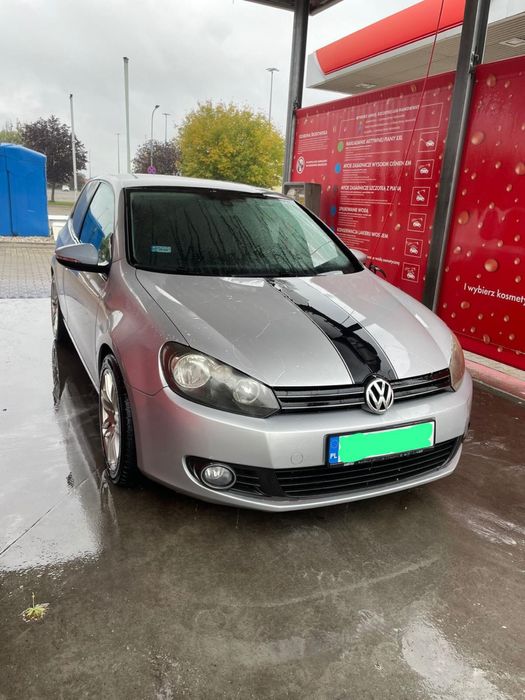 Volkswagen Golf VI