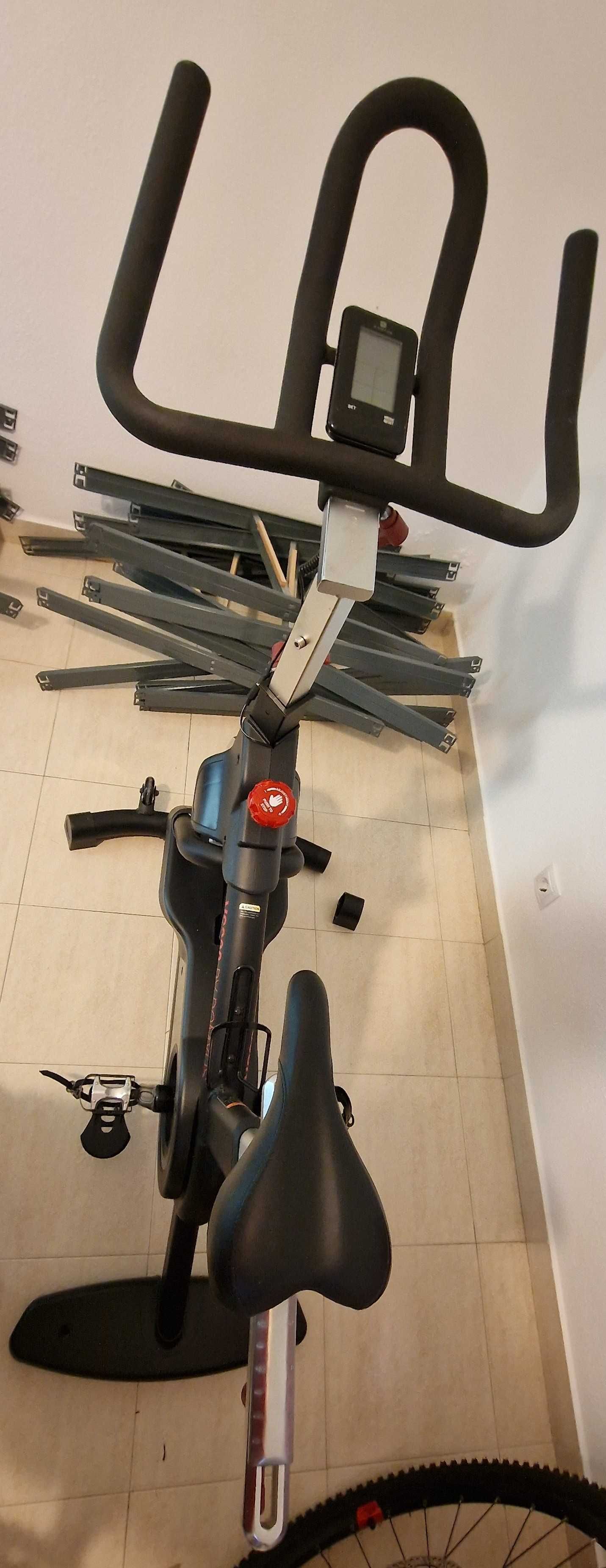Bicicleta Spinnig VS 900Domyos