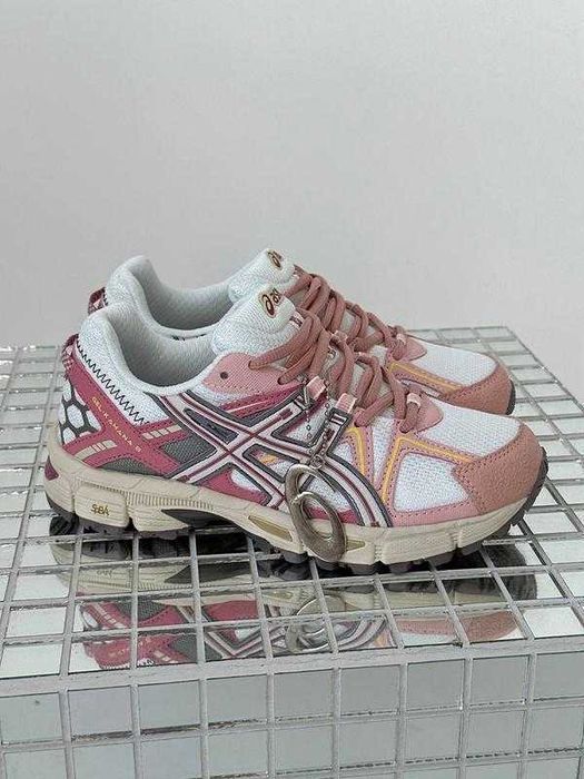 Жіночі Asics Gel-Kahana 8 Beige Pink/Асікс Кахана/Останній 38,39
