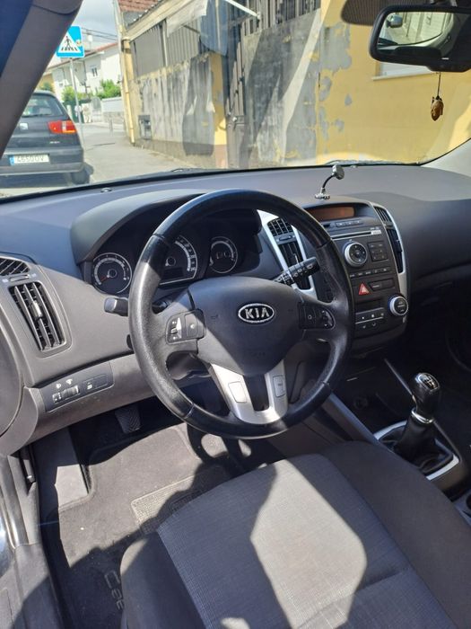 Kia Ceed 2010 - Gasolina