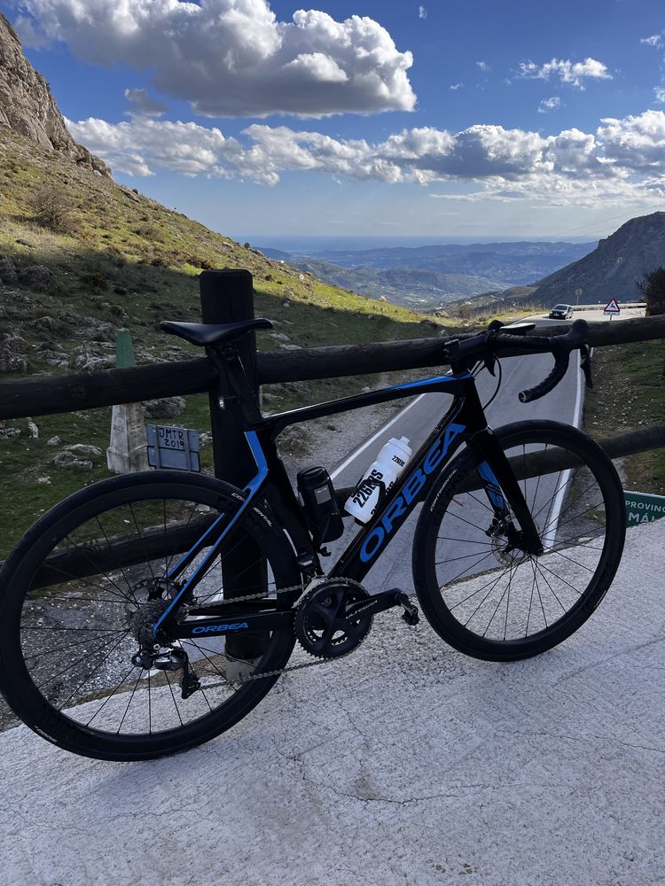 Rower szosowy niebieski ORBEA ORCA AERO di2 Ultegra rozmiar 53
